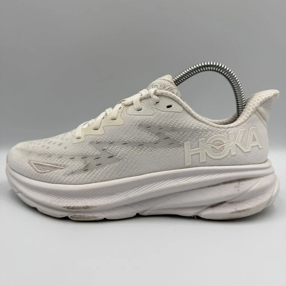 Hoka One‎ One Clifton 9 Running Shoes White Women's Size 7.5 Athletic Sneakers
